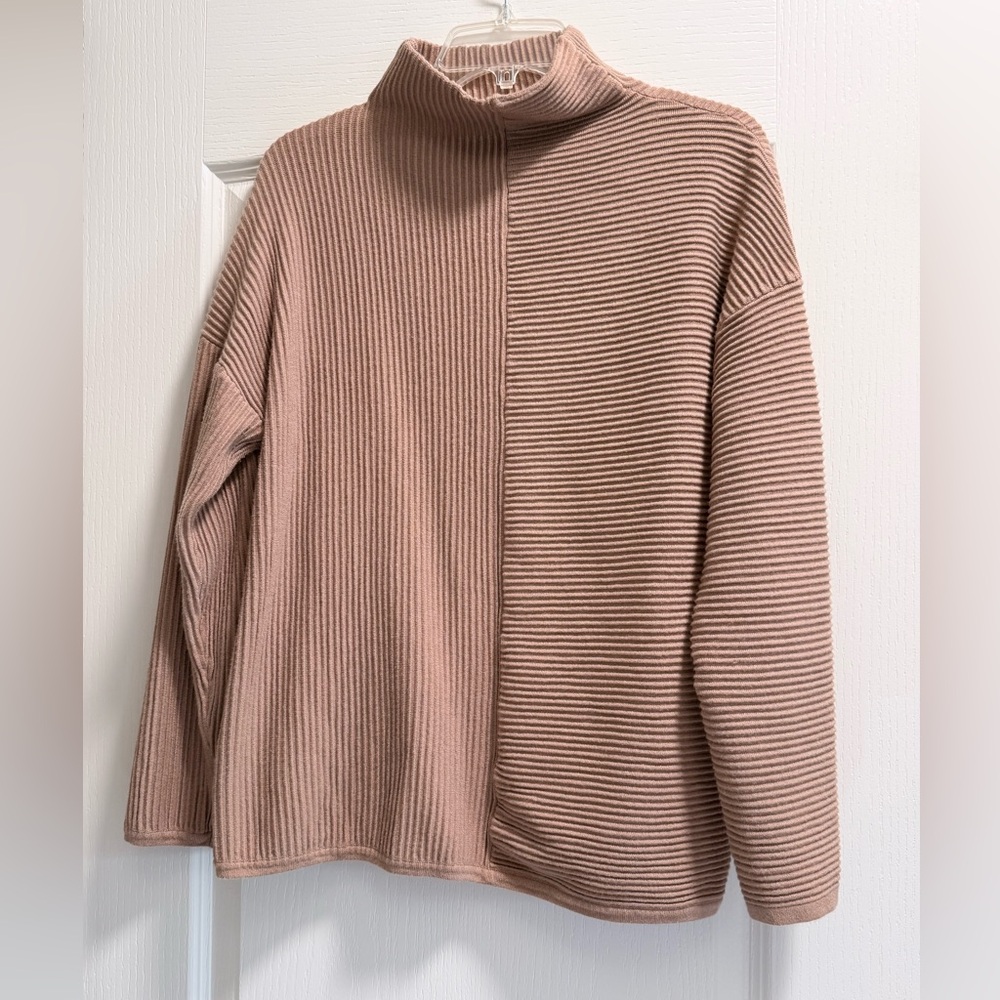 Tahari Ribbed Mock Neck Sweater in Tan